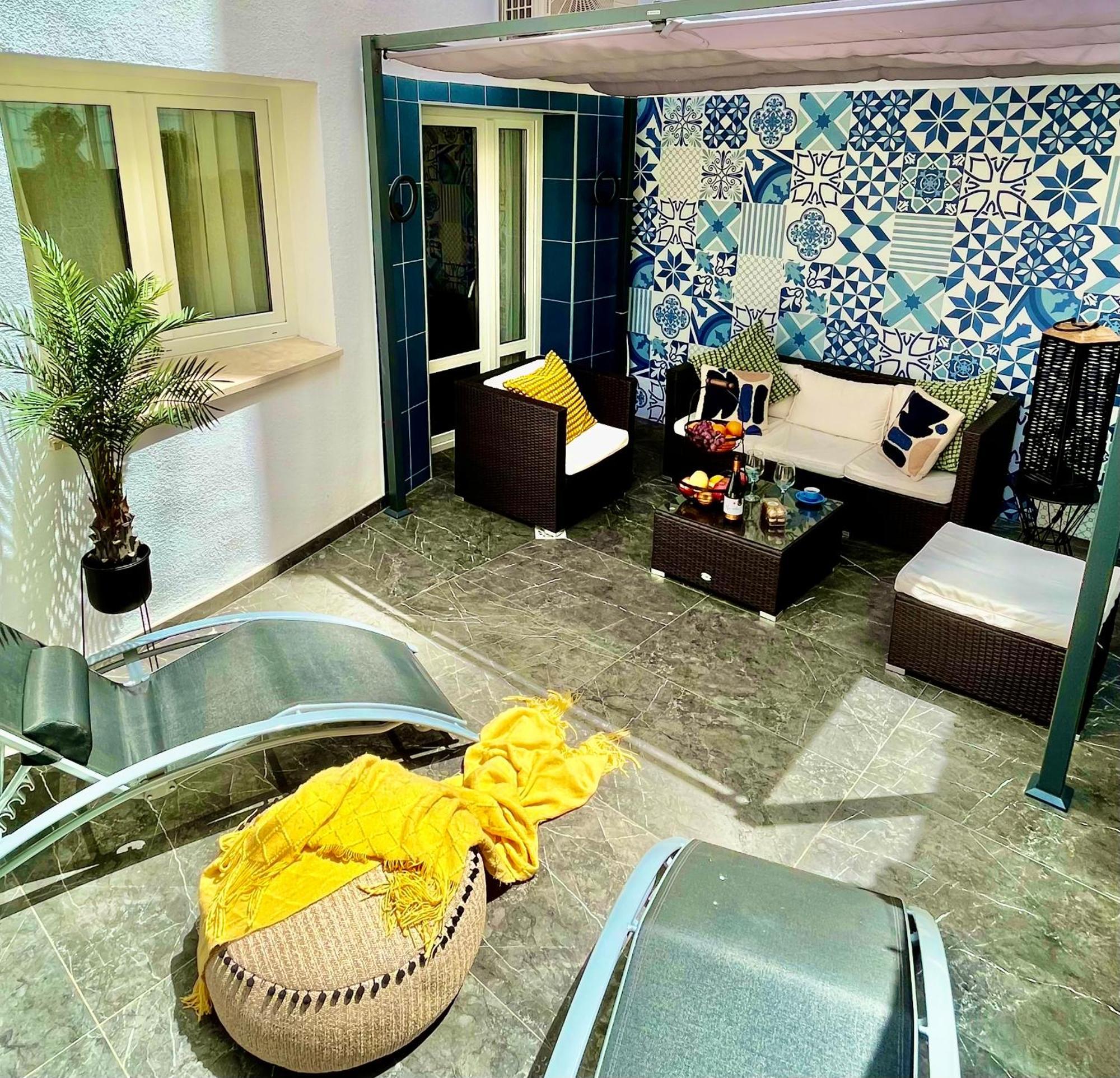 Arte Apartamento Dos Colores Alicante Luaran gambar