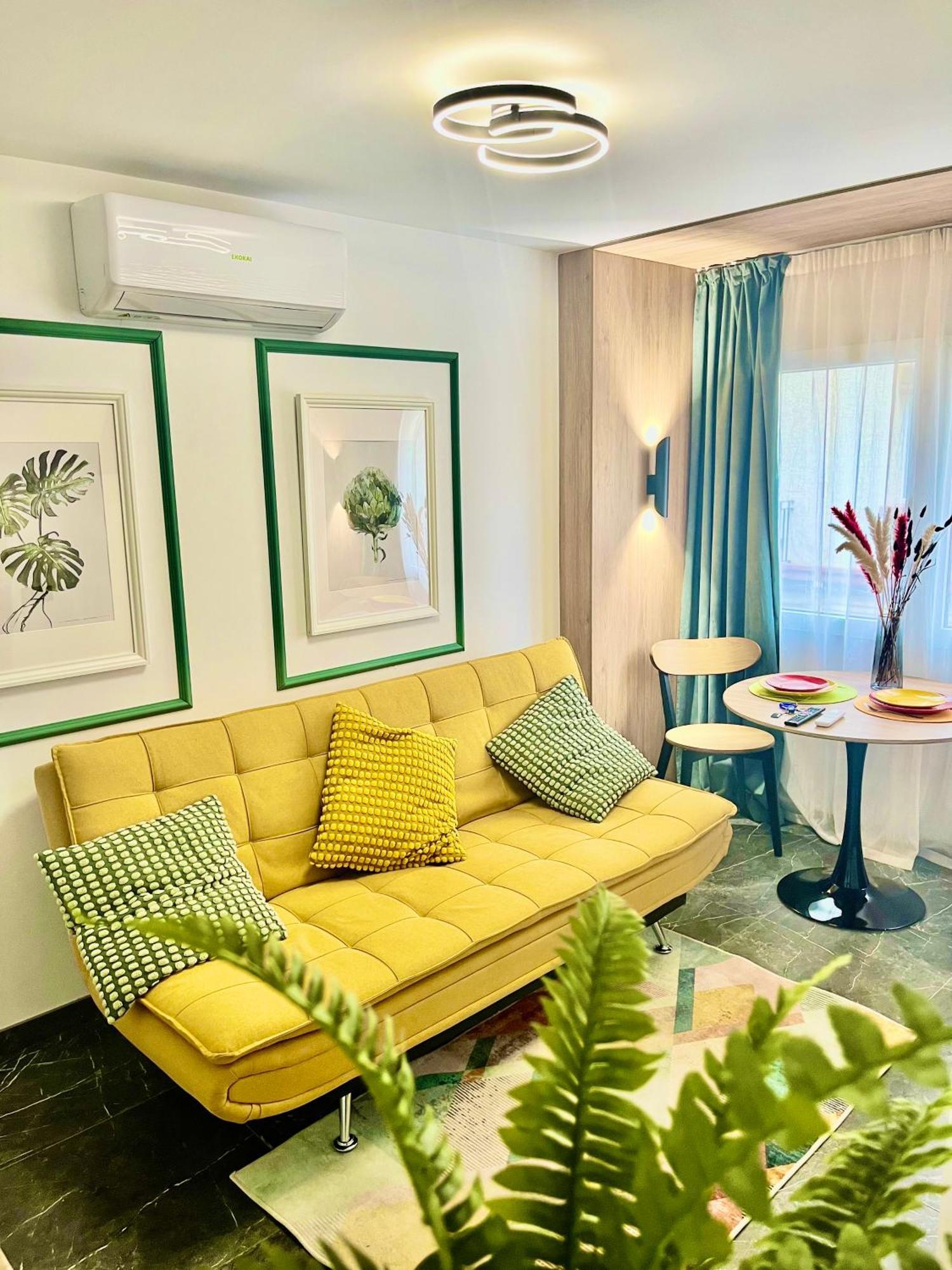 Arte Apartamento Dos Colores Alicante Luaran gambar