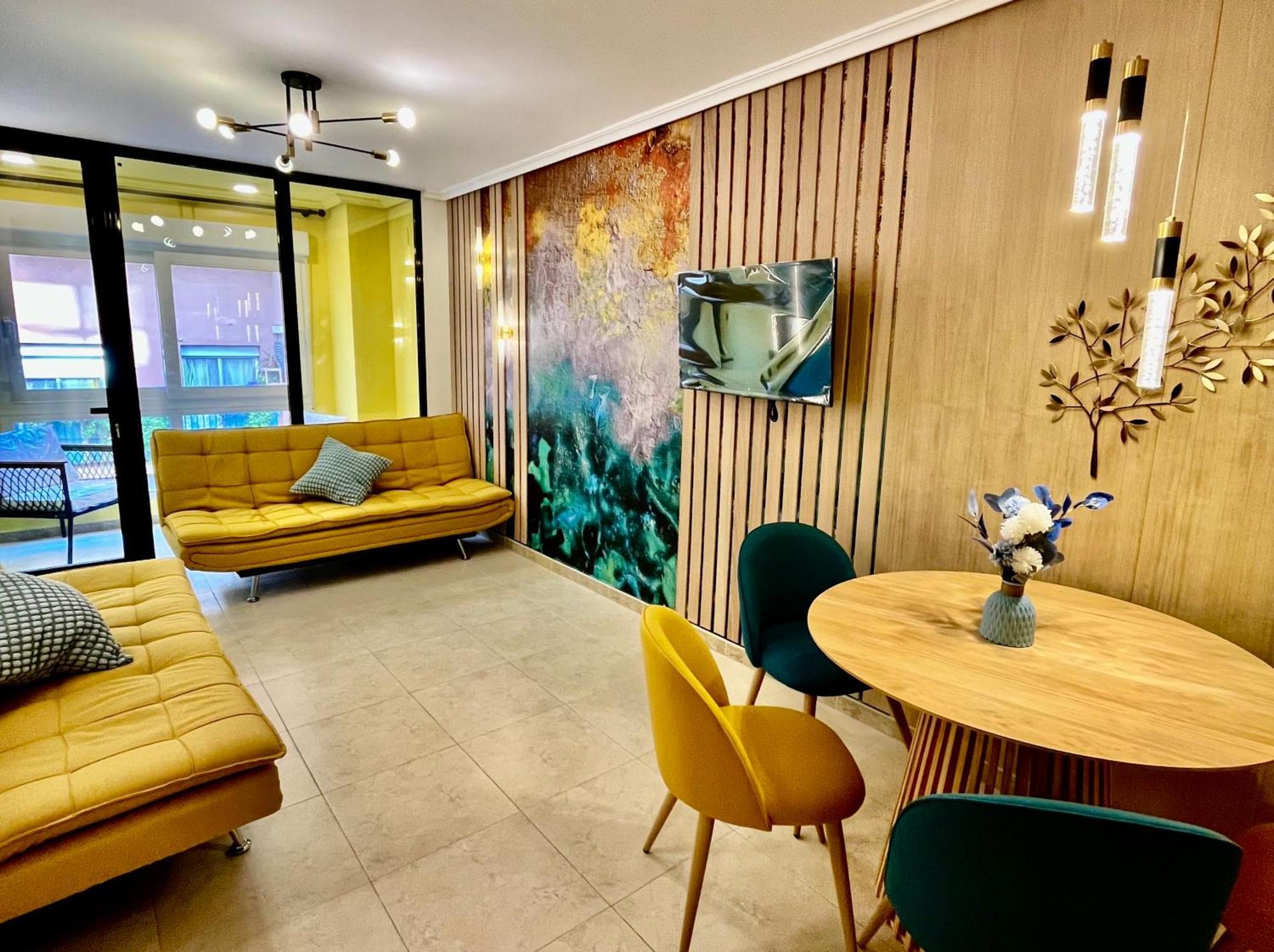 Arte Apartamento Dos Colores Alicante Luaran gambar