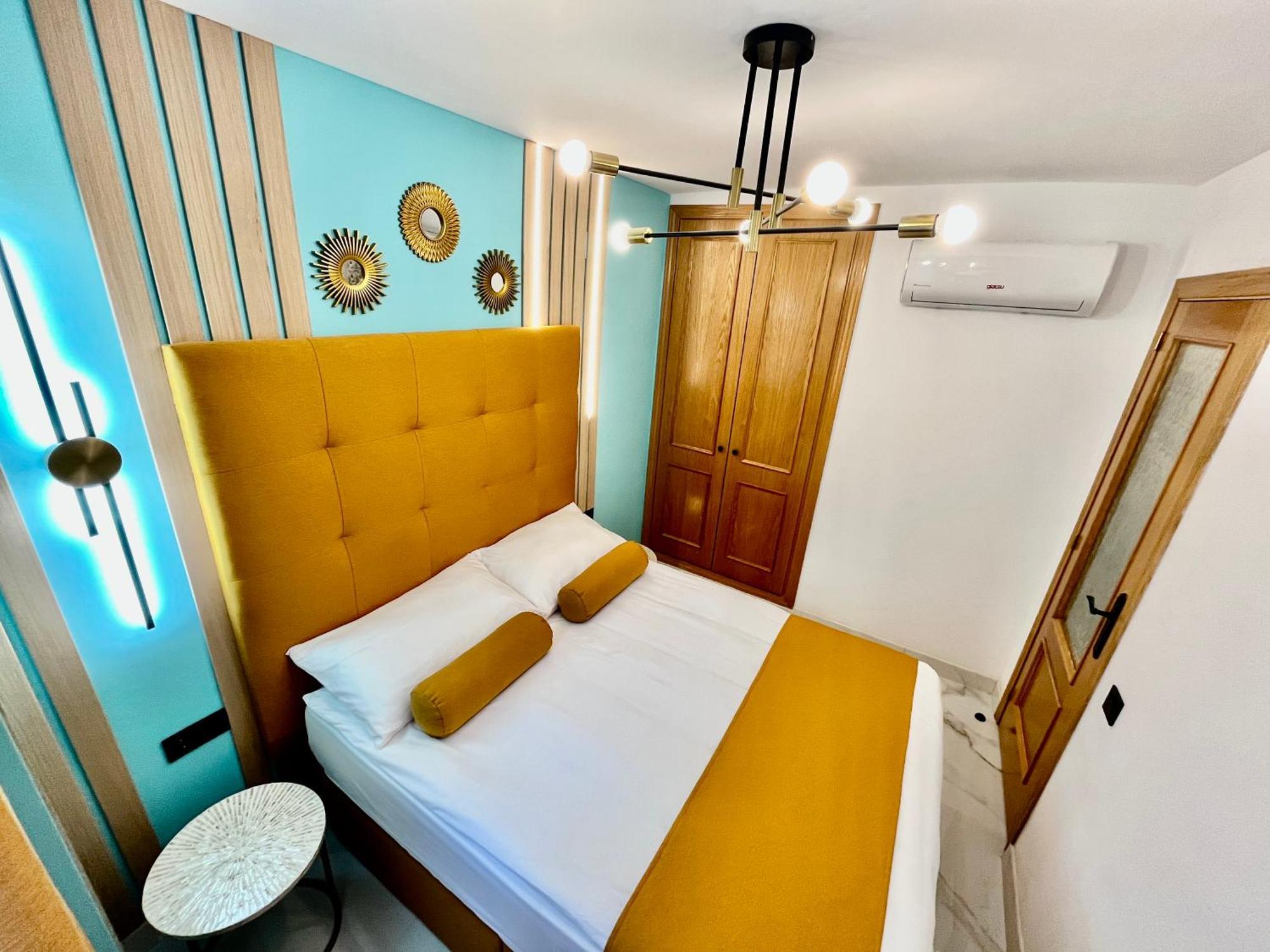 Arte Apartamento Dos Colores Alicante Luaran gambar