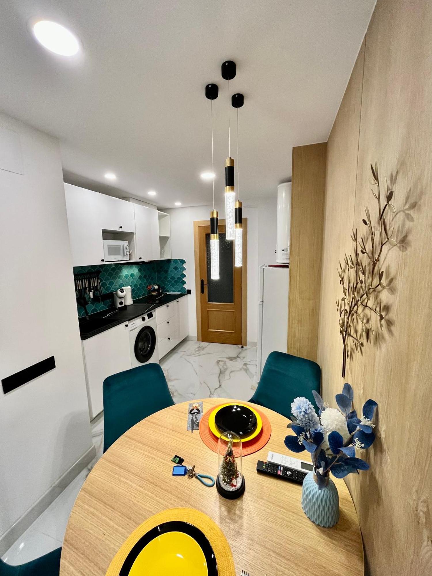 Arte Apartamento Dos Colores Alicante Luaran gambar