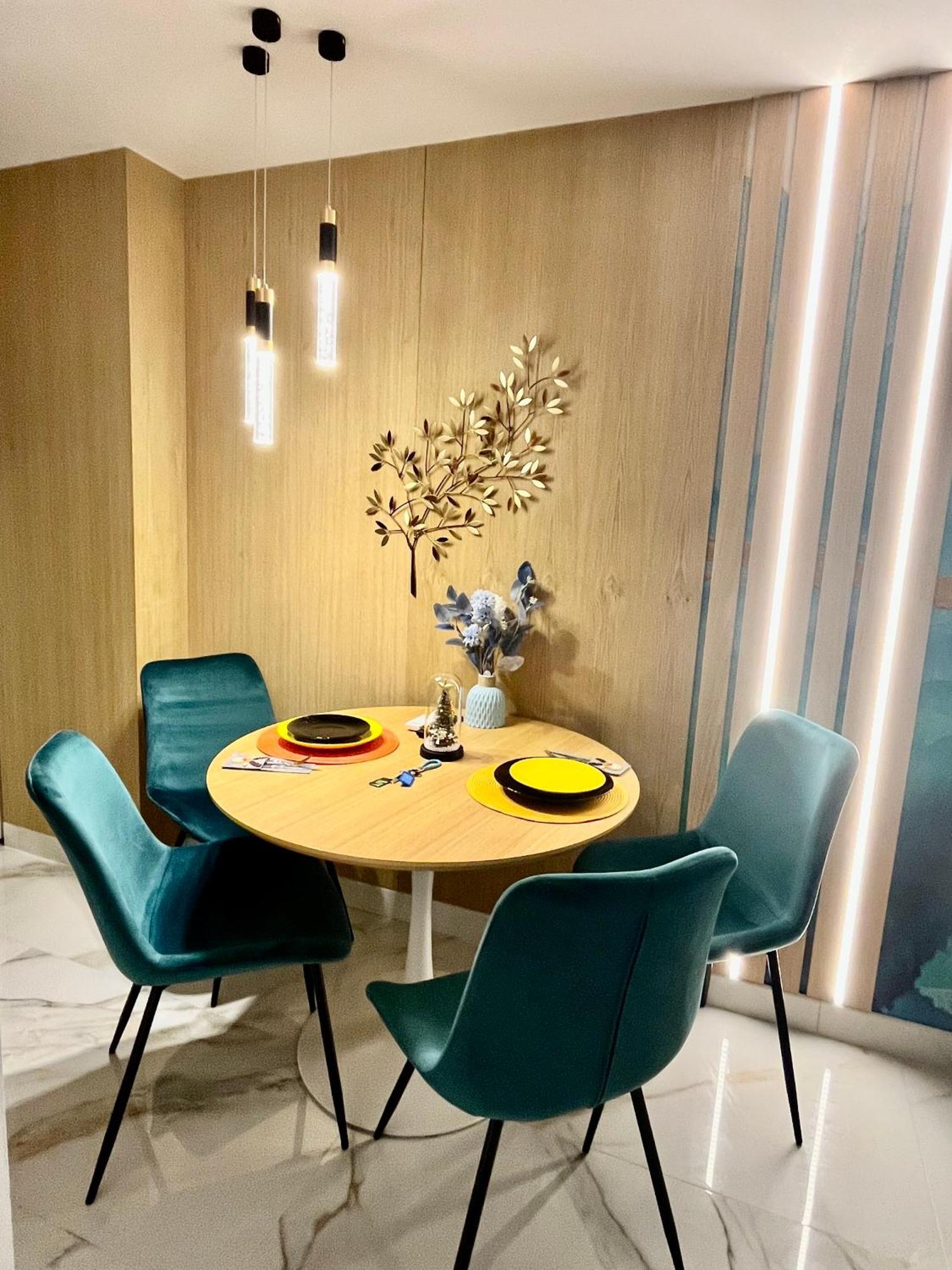 Arte Apartamento Dos Colores Alicante Luaran gambar